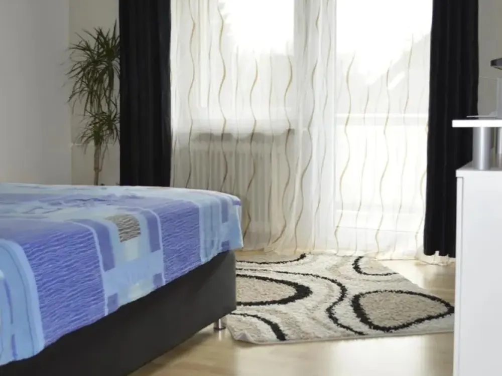 1 Zimmer Wohnung am Rechenberg-Park