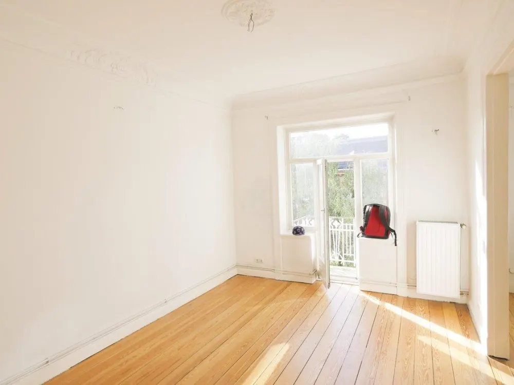 Rotherbaum: 3,5-Zi.-Altbau in Uninähe - Ideal als Wohnbüro / Praxis / Atelier/ WG möglich