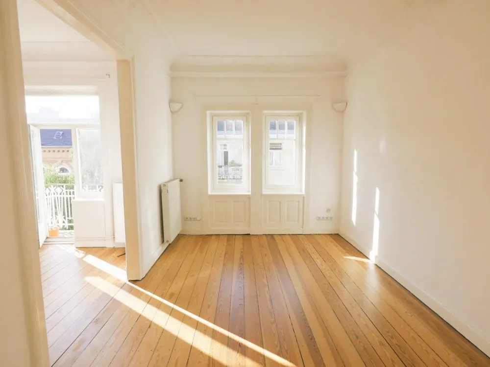 Rotherbaum: 3,5-Zi.-Altbau in Uninähe - Ideal als Wohnbüro / Praxis / Atelier/ WG möglich