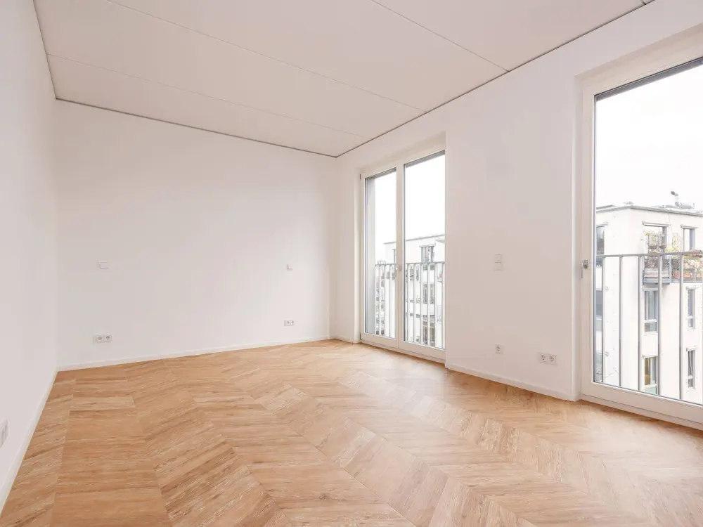 Living Above the Roofs of Berlin - Penthouse on the Spree Promenade with Rooftop Terrace