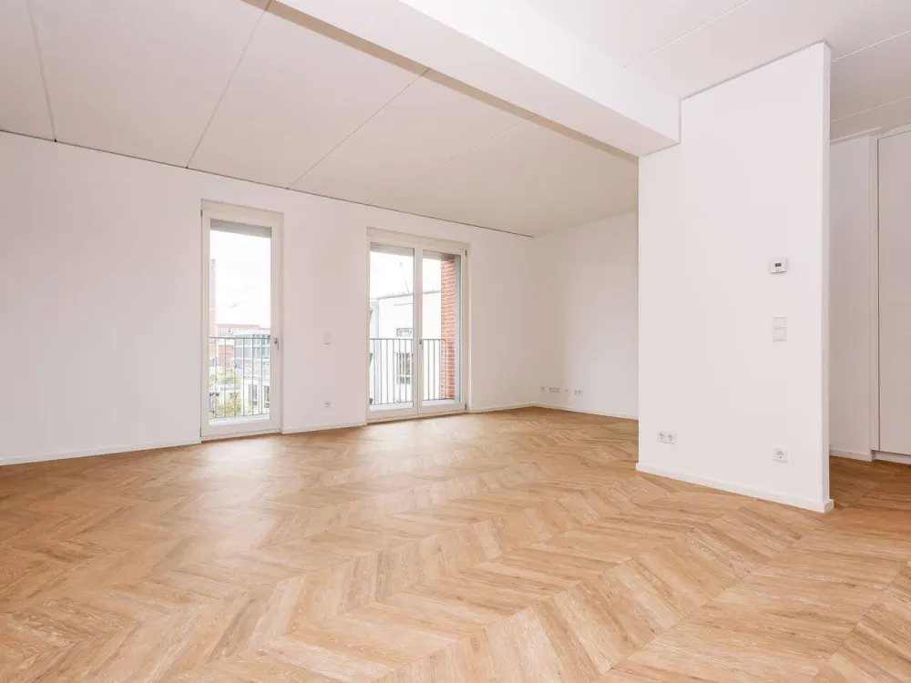 Living Above the Roofs of Berlin - Penthouse on the Spree Promenade with Rooftop Terrace