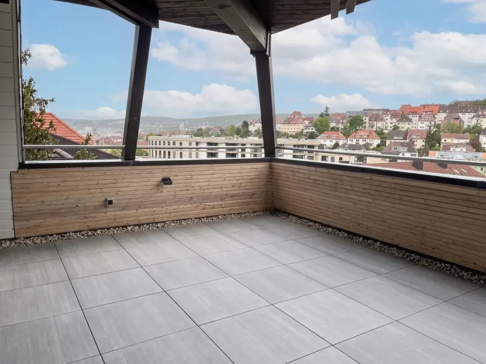 Über den Dächern von Stuttgart-West: Stilvolles Penthouse mit Panoramaterrasse