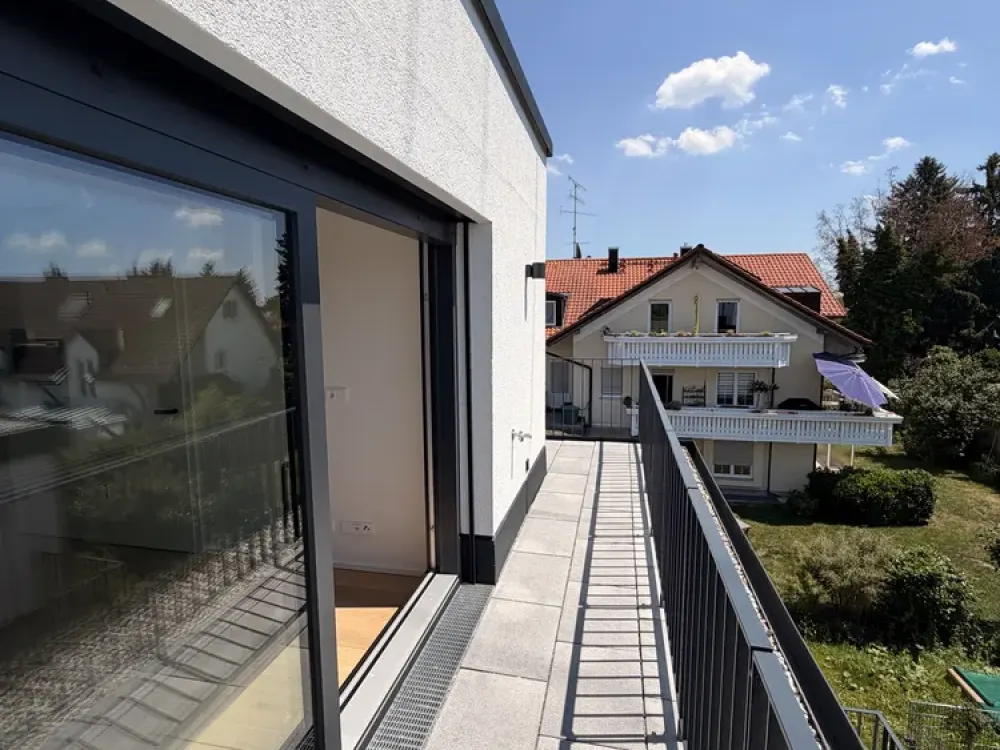 Exklusive 2-Zimmer-Neubauwohnung im Menzinger Duo, große Dachterrasse, Luxusküche mit Miele-Geräten