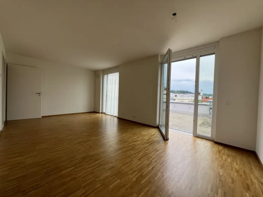 Barrierefreie Wohnung mit großer Terrasse und Einbauküche