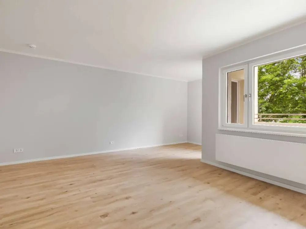 Rundum-Sorglos-Paket auf 53 m²: 2-Zi.-Whg. mit Einbauküche, Balkon und Parkplatz