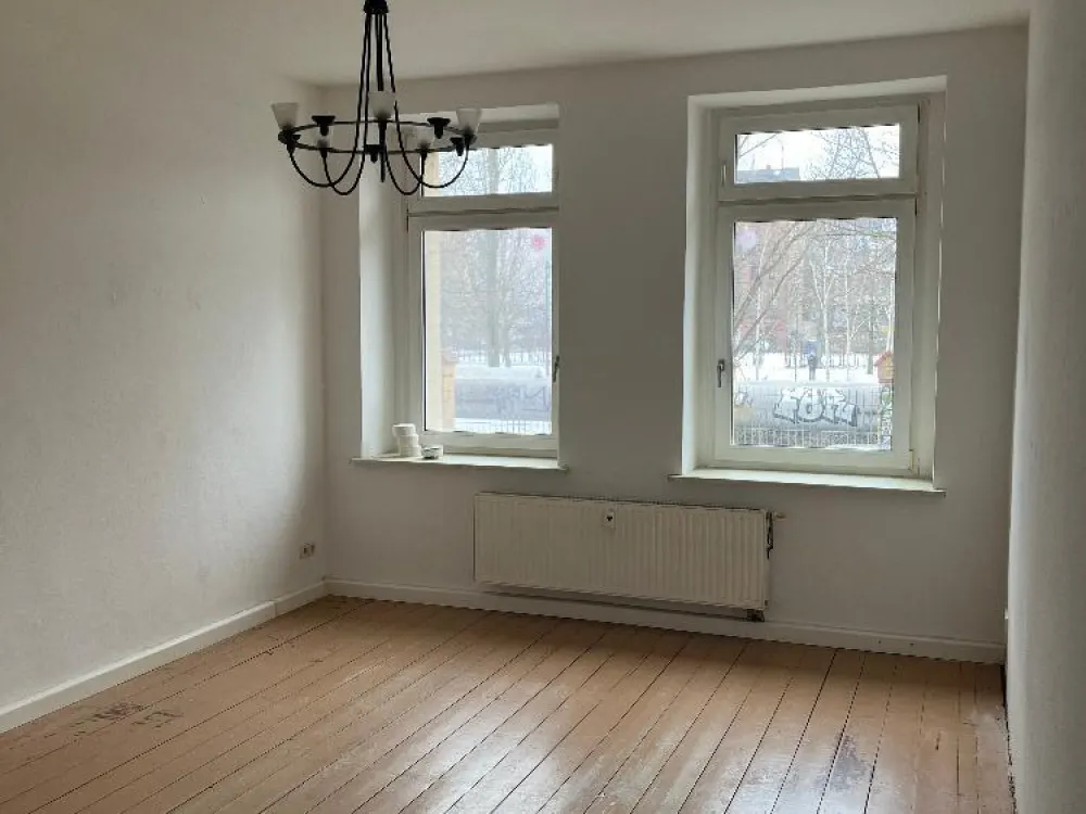 2 Raum Wohnung EG direkt am Lene Voigt Park WG geeignet 1 Monat mietfrei