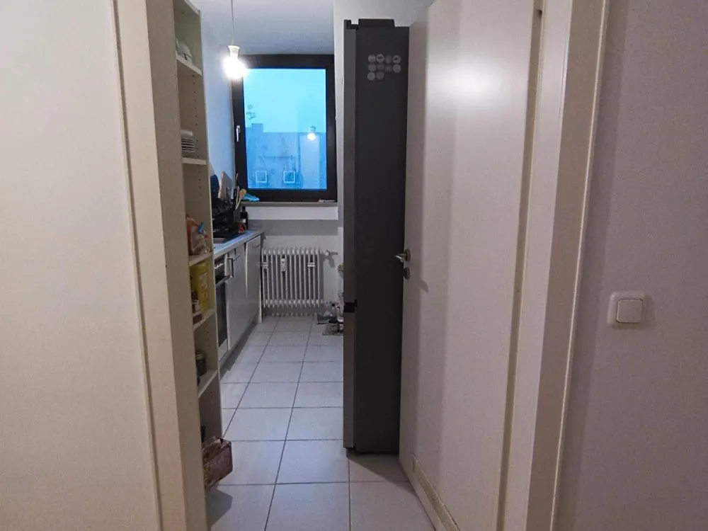 **2 Furnished Room in a 3-Room Apartment