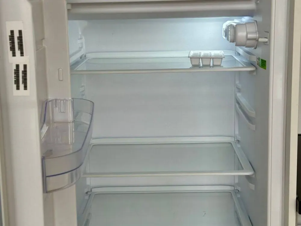 Frisch modernisiertes Apartment mit Design Möbeln