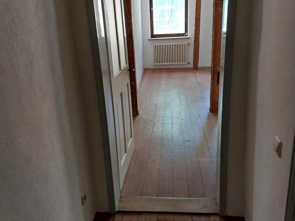 Große 3-Zimmer-Altbauwohnung in Esslingen