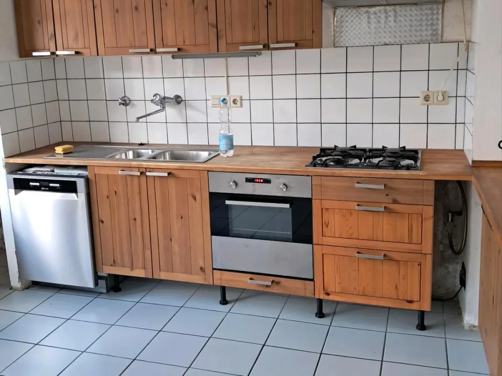 Große 3-Zimmer-Altbauwohnung in Esslingen