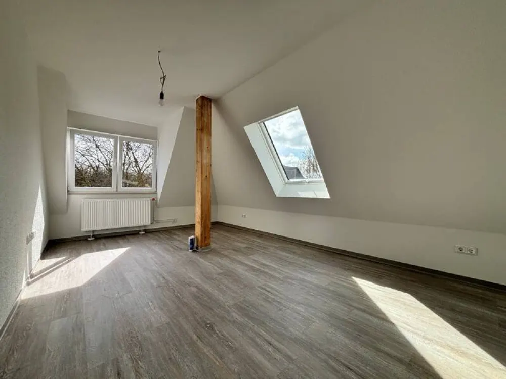 Neu! Moderne 2-Zimmer-Dachgeschosswohnung in ruhiger Waldrandlage - Erstbezug
