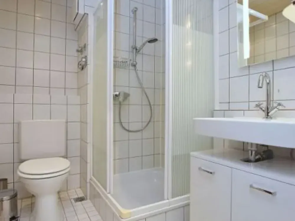 Modern möbliertes Apartment mit Fußbodenheizung in Stuttgart West