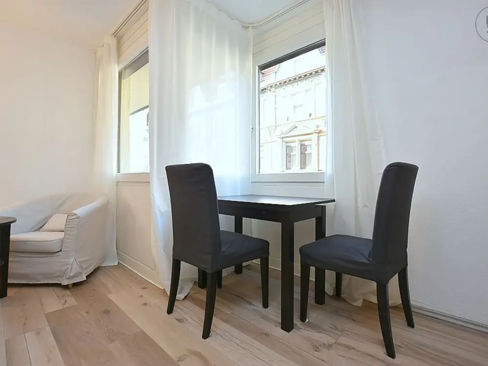 Modern möbliertes Apartment mit Fußbodenheizung in Stuttgart West