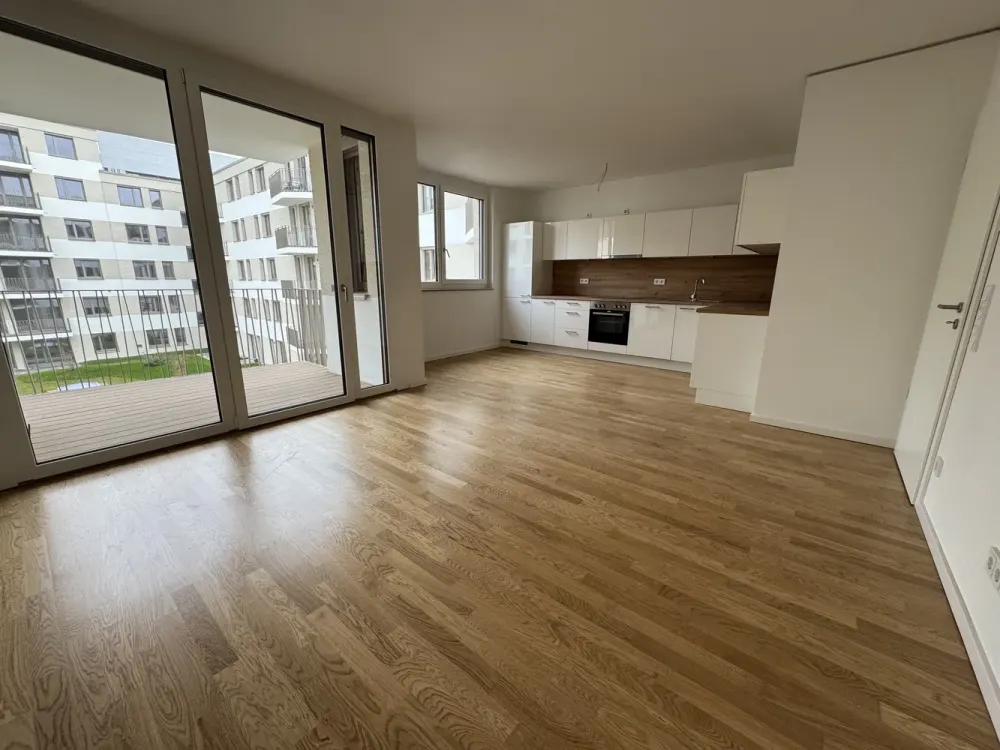 Erstbezug! ansprechende 4-Zimmer-Wohnung mit EBK und Balkon
