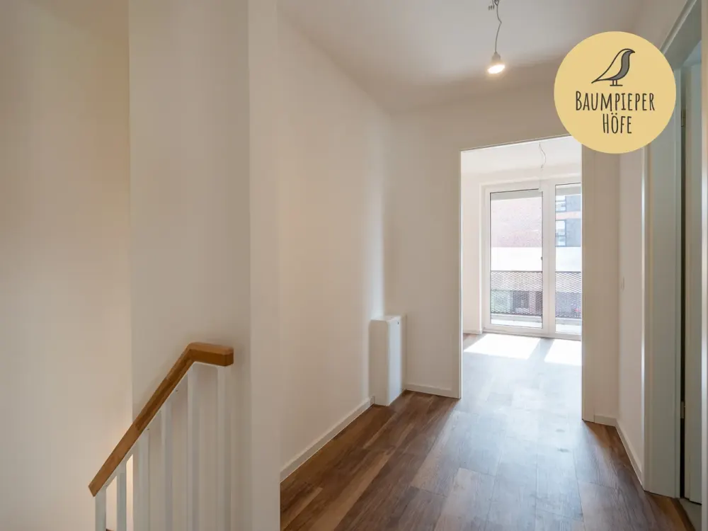 Maisonette Apartment with Built-in Kitchen and Terrace