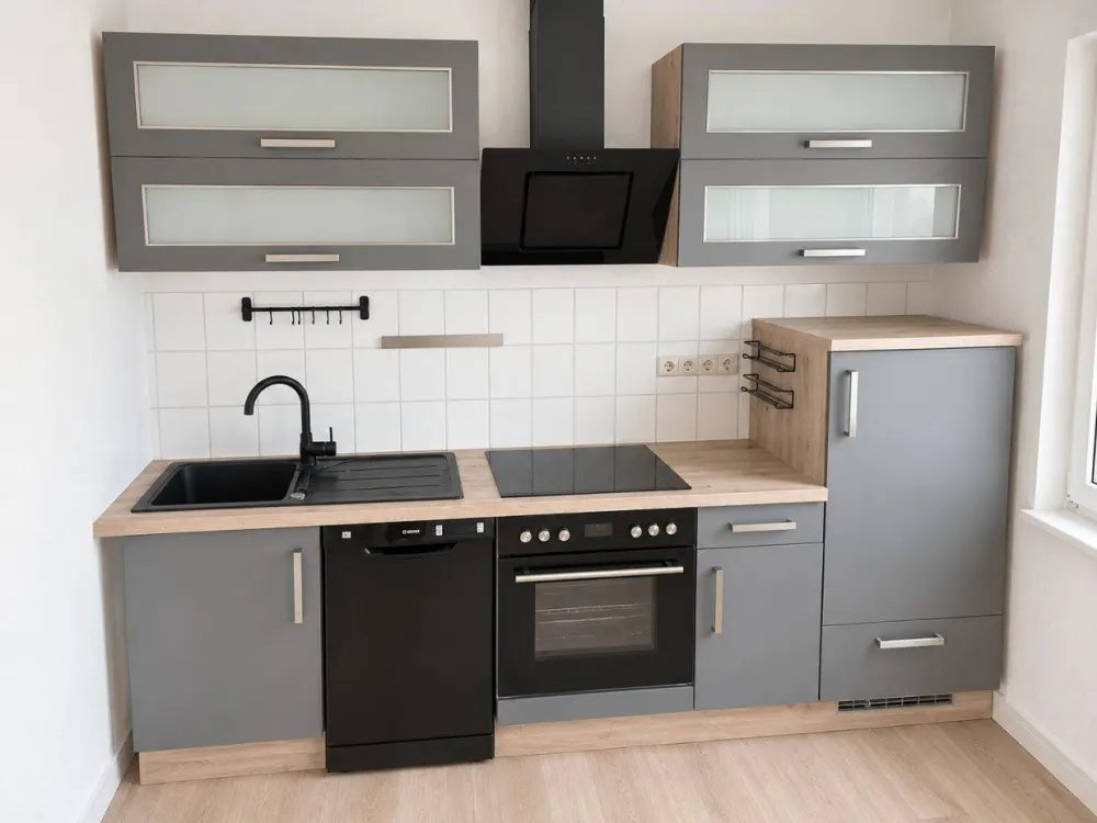 Helle, frisch renovierte 1-Zimmer-DGW mit EBK in L-Stötteritz