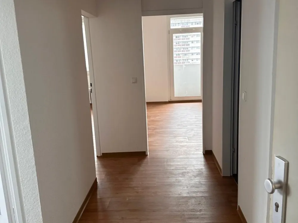 Modernisierte 3-Zimmer-Wohnung mit Balkon zu vermieten!