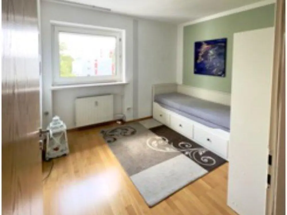 Möblierte 4-Zimmer-Wohnung in Fürth