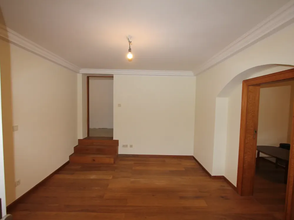 Wohnen in einer herrschaftlichen Villa, Erstbezug nach Sanierung in Berlin-Nikolassee!