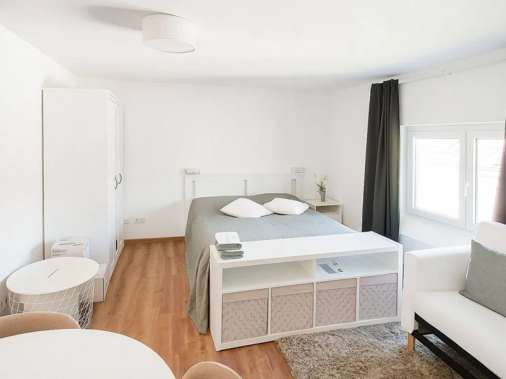 EOS urban living - Furnished 1-room apartment in Nordend
