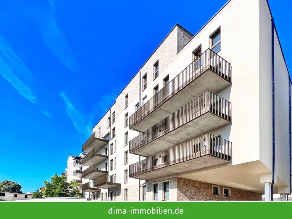ERSTBEZUG! EG-Maisonette mit großer Terrasse, Vollbad, Gäste-WC, AR, Rollläden, Tiefgarage u.v.m.