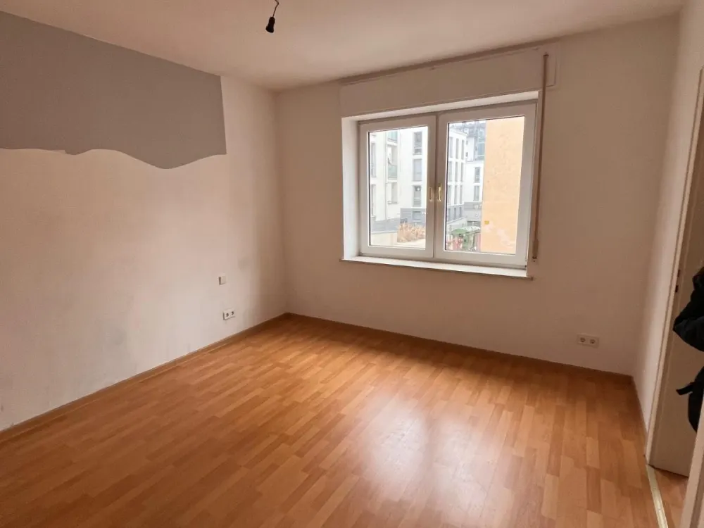 3-Zimmer-Geschäftswohnung mit flexibler Nutzung als Wohnung/Büro