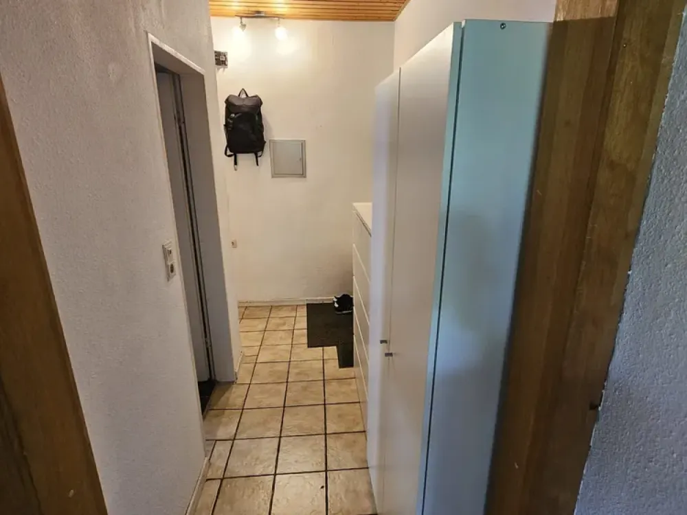 Großzügige und helle 1 Zimmer Wohnung mit Kinzigblick