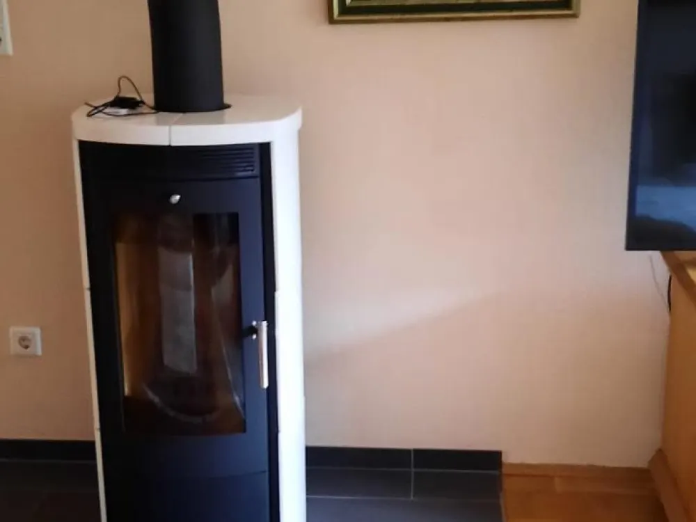 Ground Floor Apartment 3 1/2 Rooms in the Heart of Zons