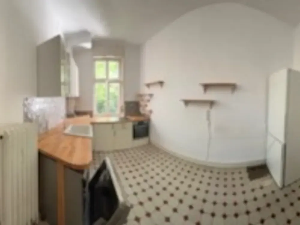 Modernisierte 4-Zimmer-Wohnung im Nordend-West WG-geeignet