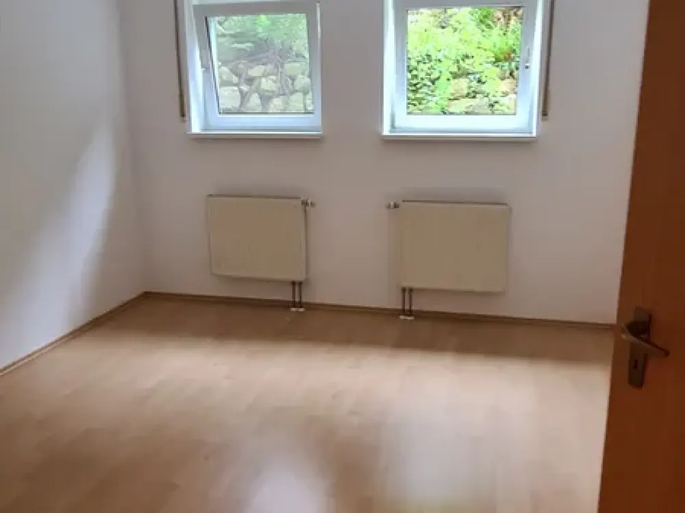 1-Zimmer-Single-Einliegerwohnung im Souterrain in ruhiger Lage, von Privat, keine Provision