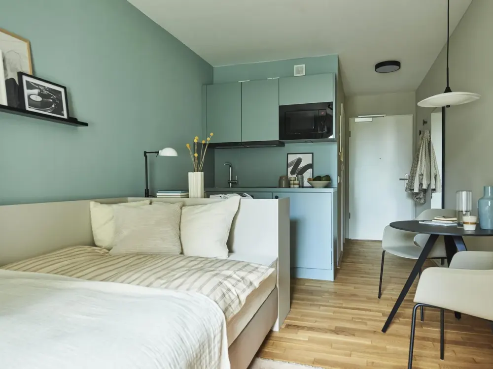 Beautiful Furnished 1-Room A-Apartment in Frankfurt Ostend - Minimum Rental Period of 6 Months