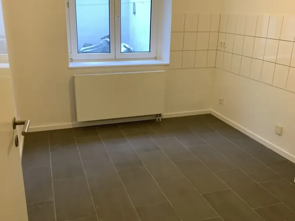 Anfragestop !! Wunderschöne modernisierte 2-Zimmer-Wohnung in Pempelfort
