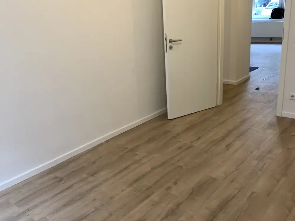 Anfragestop !! Wunderschöne modernisierte 2-Zimmer-Wohnung in Pempelfort