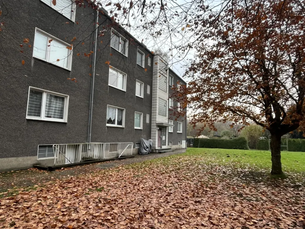 Attractive 2.5-Room Apartment with Balcony in a Quiet Location