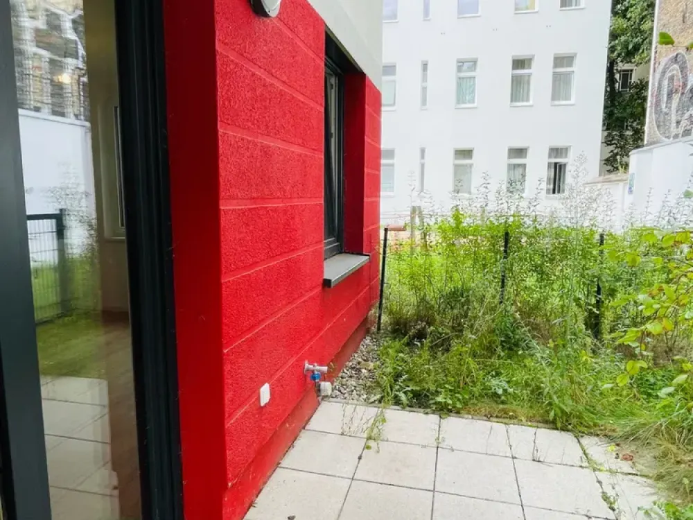 Schicke Neubauwohnung mit eigener Terrasse und EBK sucht neue Bewohner!
