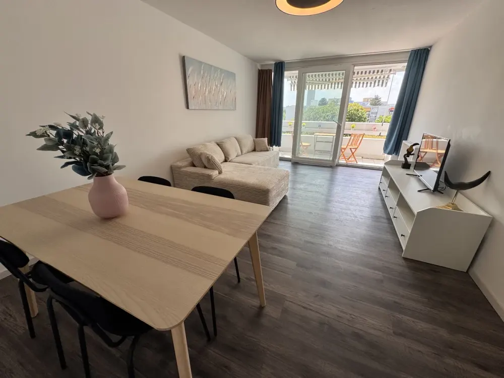 Gemütliche Wohnung Erstbezug nach Moderniesierung | Vollmöbliert+Glasfaser