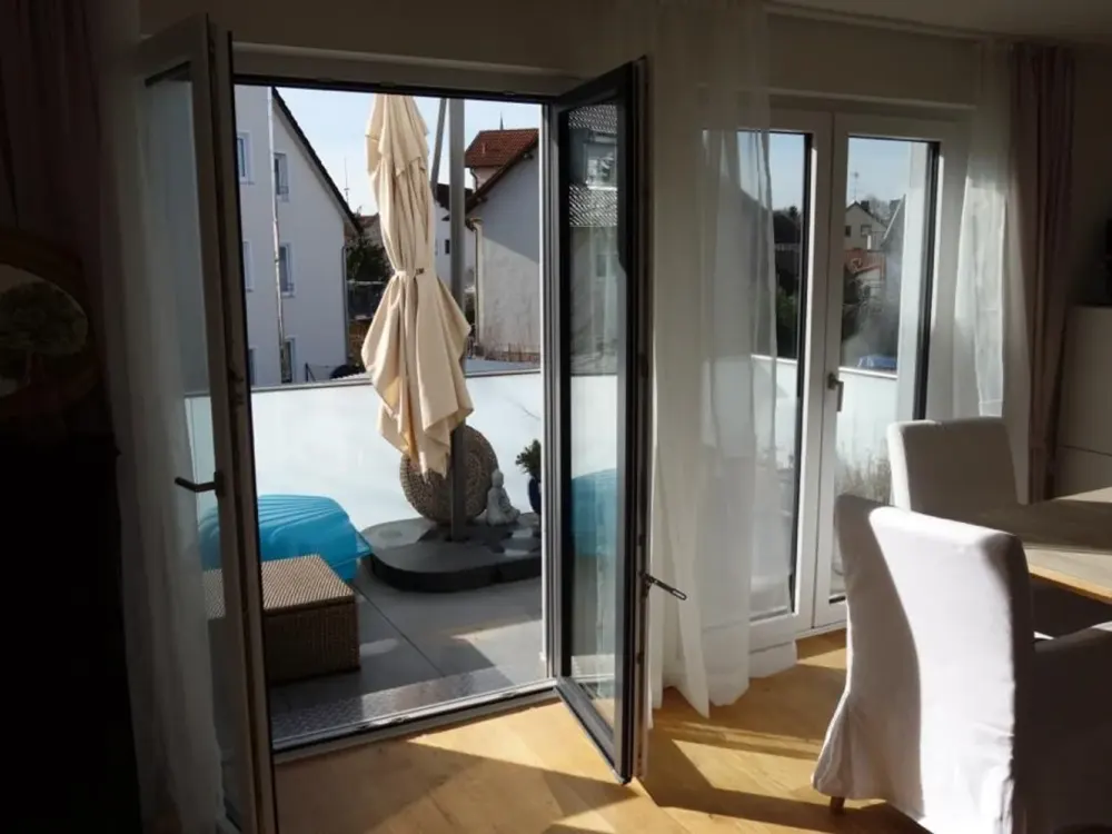 Traumhafte 4 Zimmer Wohnung mit 2 Balkonen