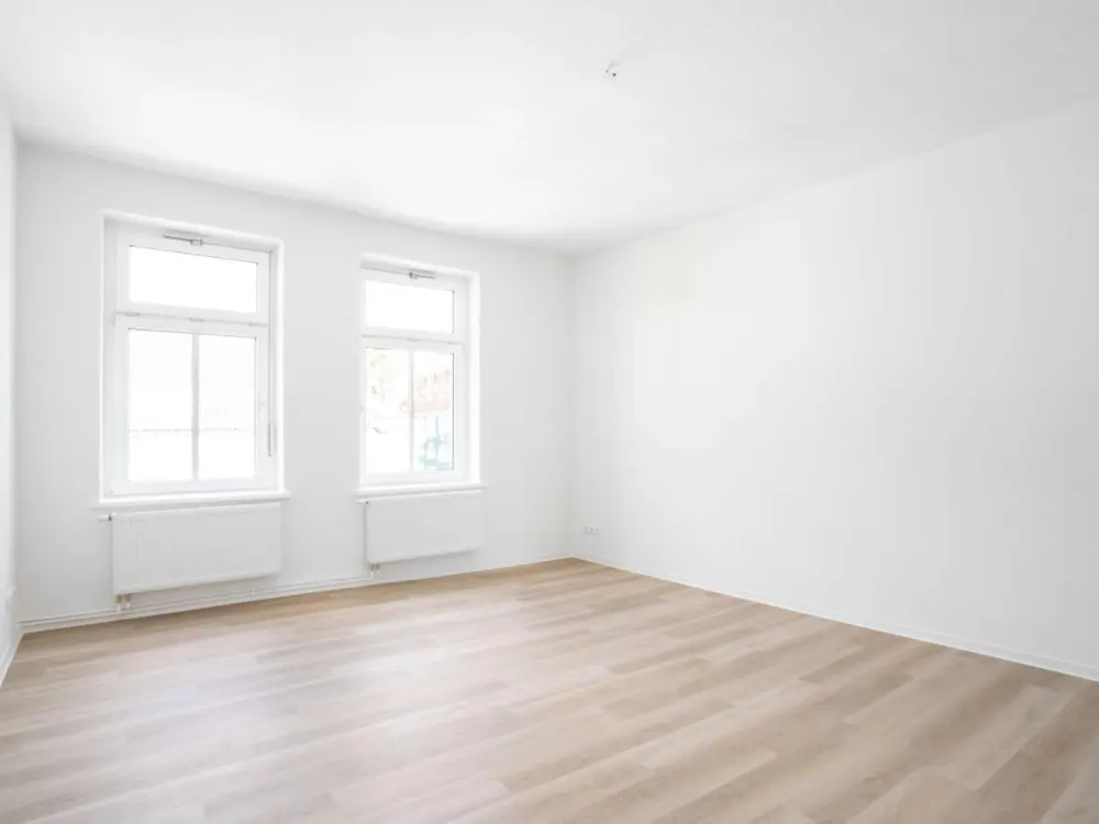 Modernized 3-Room Apartment in the Center - Mollistraße