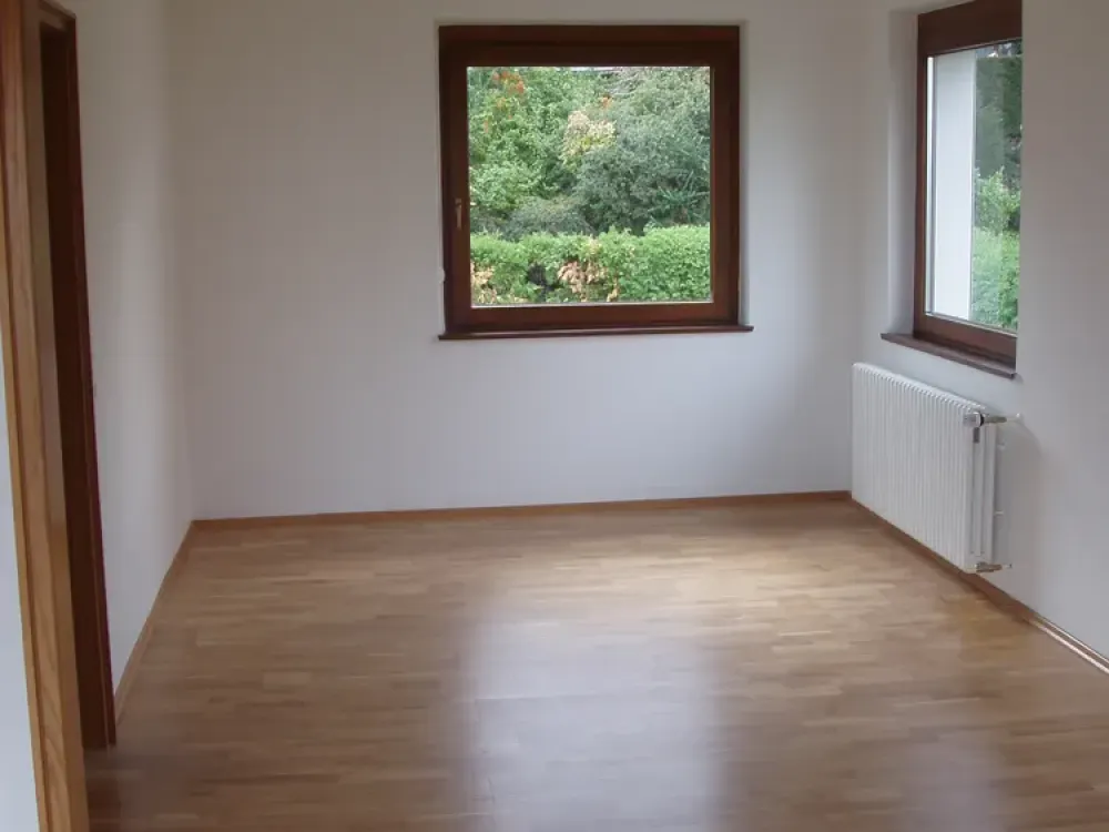 Stilvolle, neuwertige 2,5-Zimmer-Wohnung mit Balkon und Einbauküche in Gerlingen