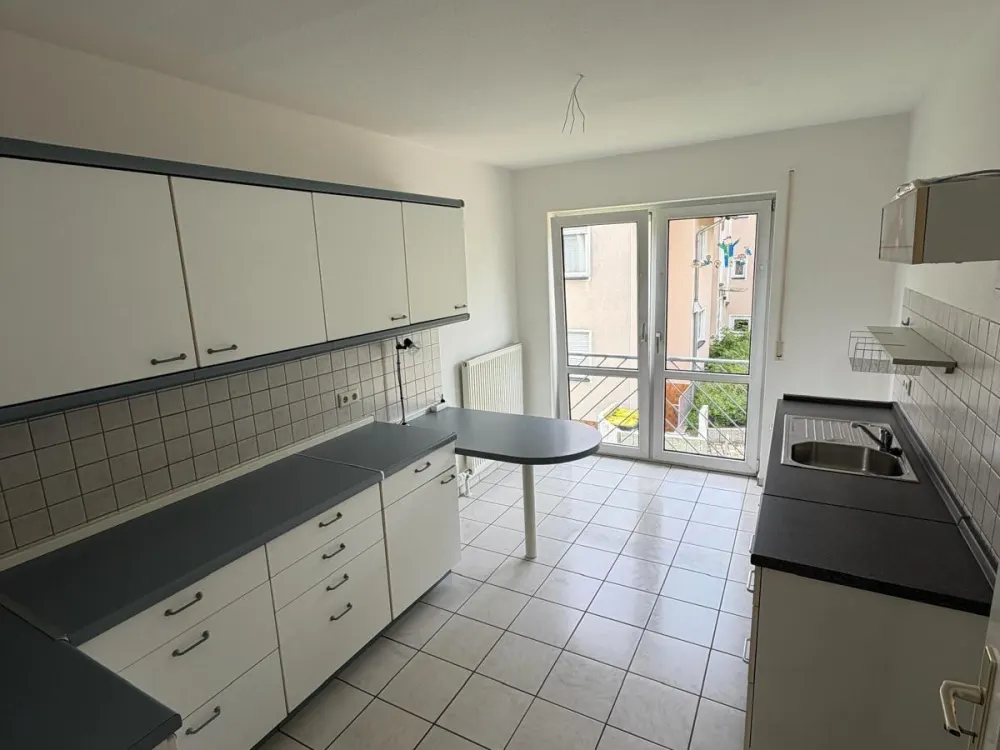 Spacious 3-Room Apartment in Kassel-Harleshausen