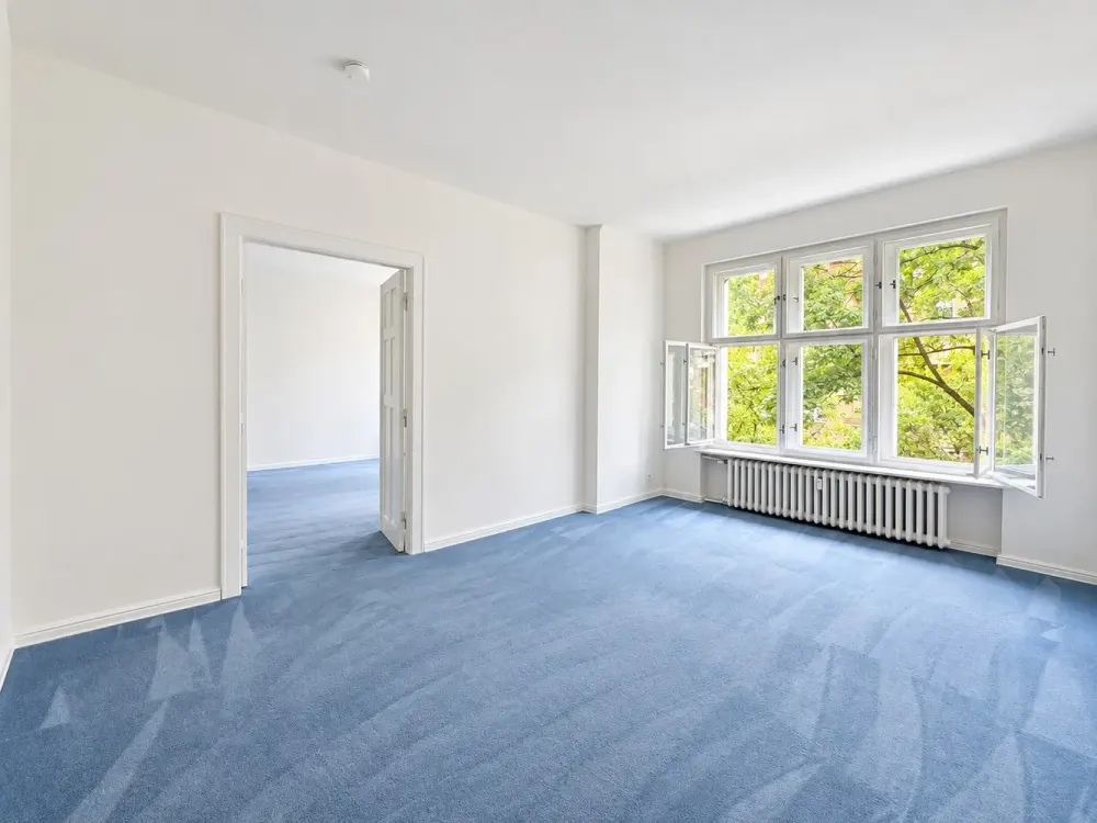 Altbaujuwel in Charlottenburg - 4 Zimmer, Balkon & Aufzug nahe Ku’damm
