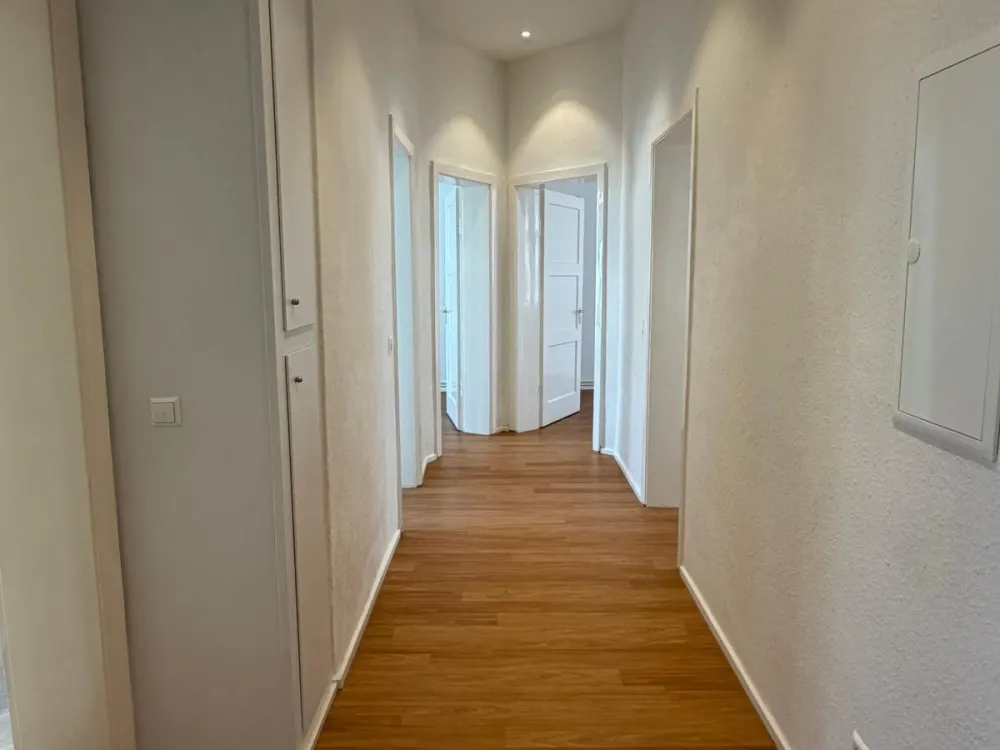 Schöne 4-Zimmer-Wohnung mit Balkon