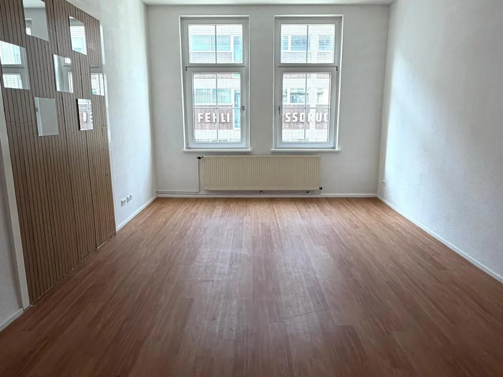 Schöne 4-Zimmer-Wohnung mit Balkon