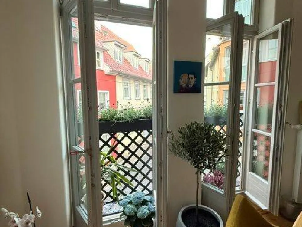 Renovated Old Building Apartment in the Heart of Erfurt's Old Town