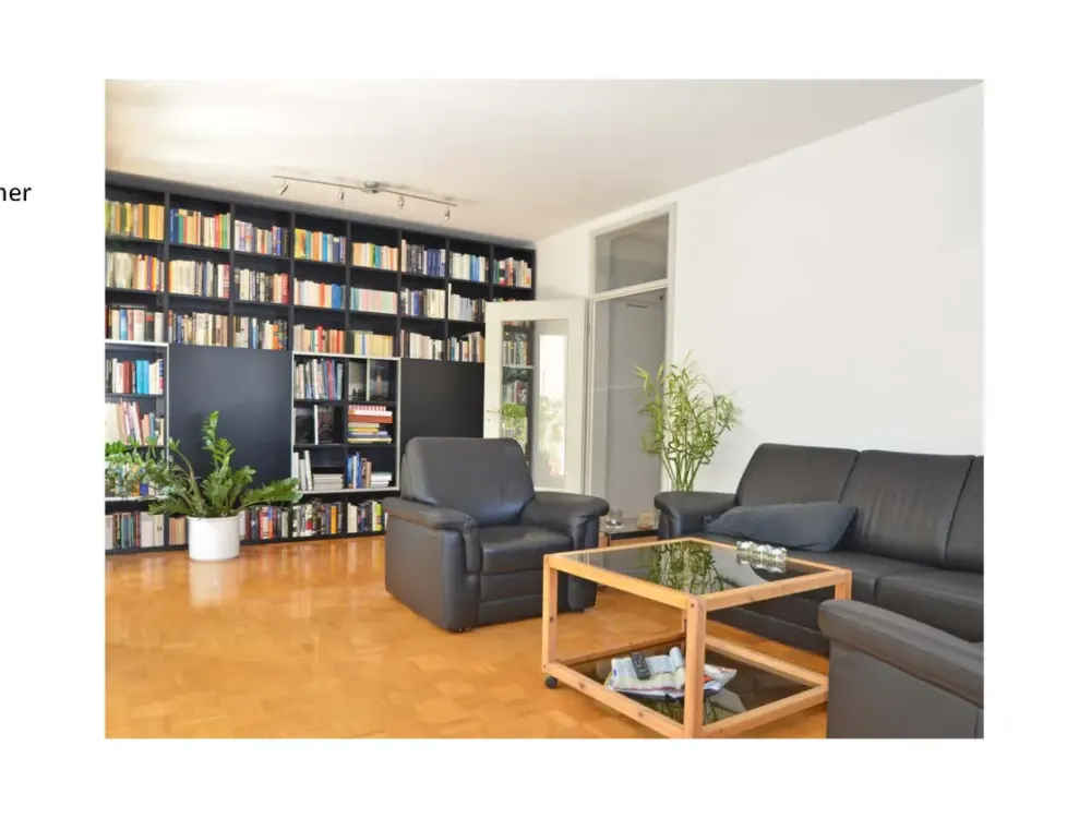 Stilvolle, gepflegte 3,5-Zimmer-Wohnung mit gehobener Innenausstattung mit EBK in Kronberg im Taunus