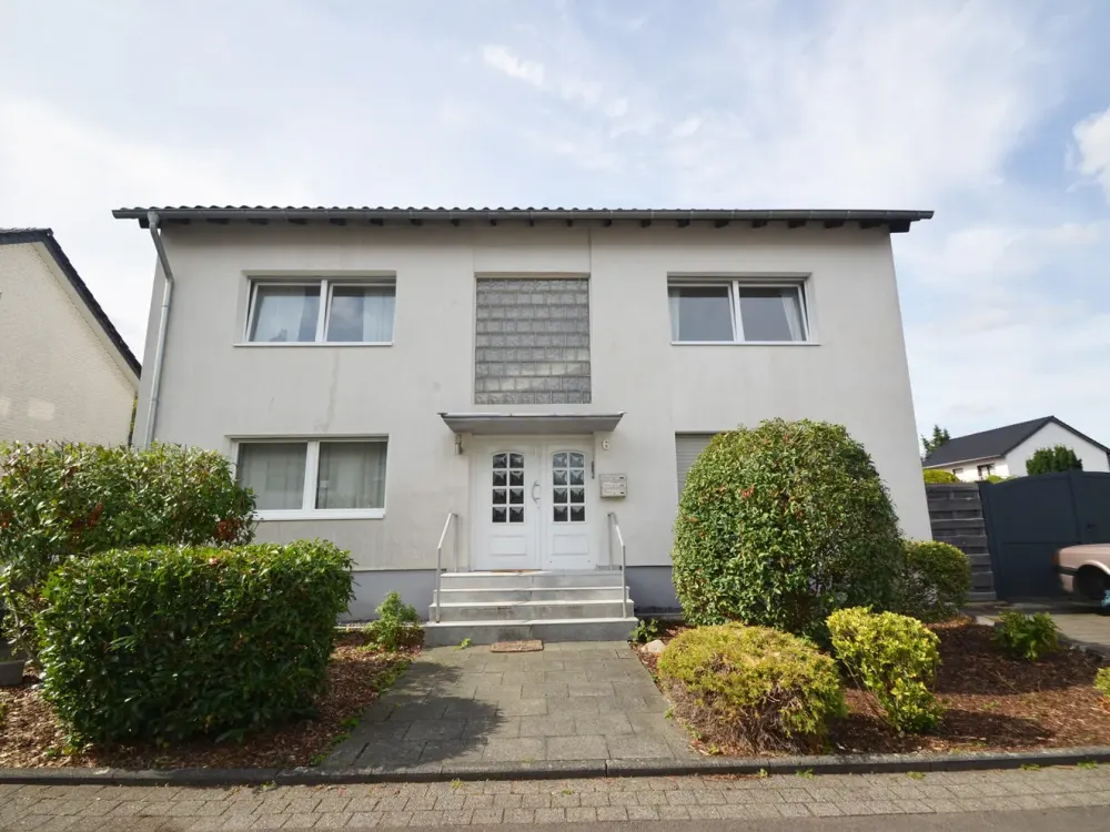 Moderne helle 3-Zimmer-Wohnung mit Balkon und Stellplatz!