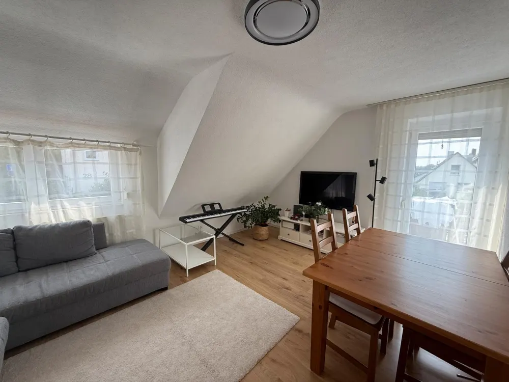 Sanierte 3-Zimmer Whg. mit Ausblick!