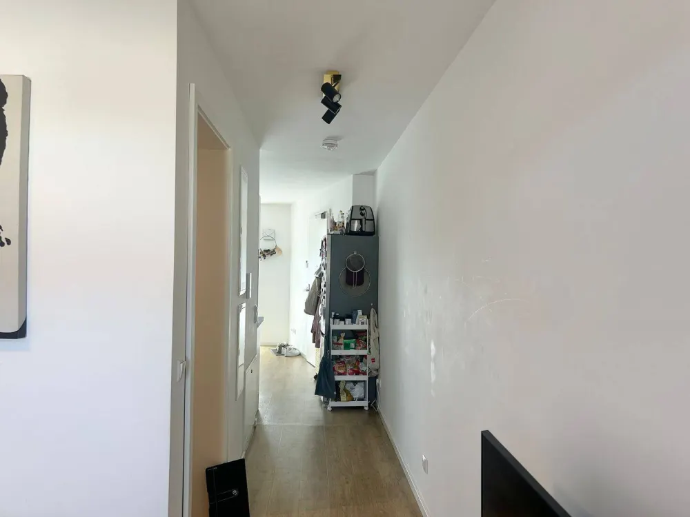 ***WOHLFÜHLOASE***TOP MODERNE 1 ZIMMER WOHNUNG EINBAUKÜCHE UND SONNENTERRASSE