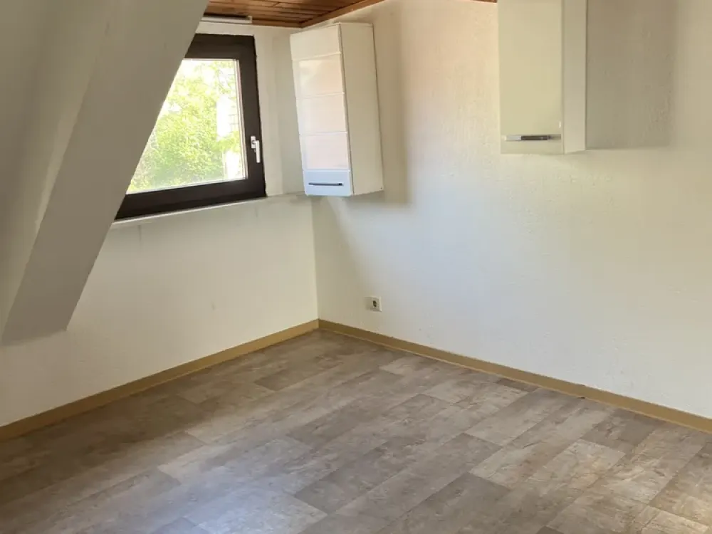 Single Apartment with Pantry Kitchen (Apt. 7)