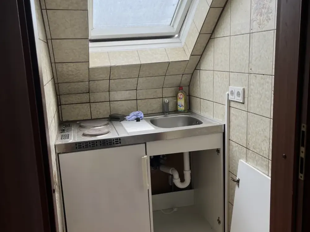 Single Apartment with Pantry Kitchen (Apt. 7)